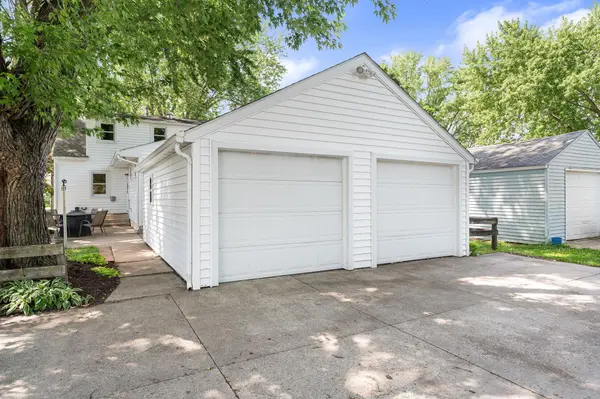 902 11th AVE SW, Austin, MN 55912