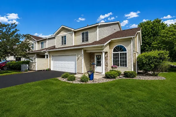 2233 Red Bud RD, Hudson, WI 54016