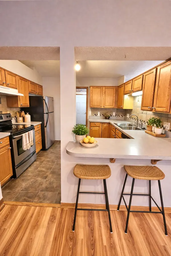 9006 Preserve TRL, Savage, MN 55378
