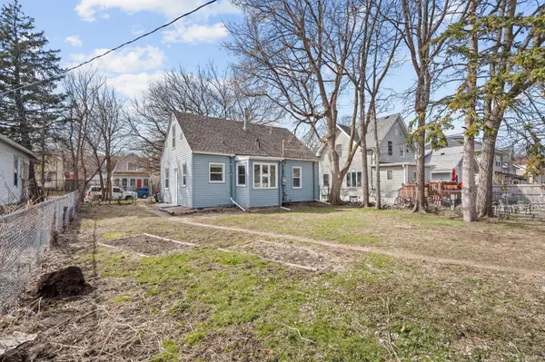 3214 Dupont AVE N, Minneapolis, MN 55412