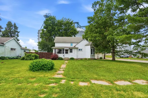 95 1st AVE NE, Elgin, MN 55932