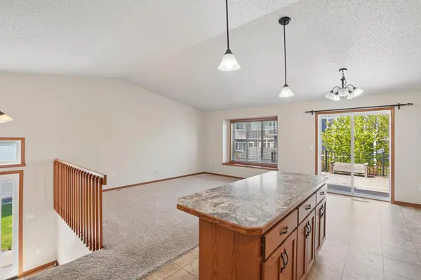 2833 Umber CT S, Fargo, ND 58104