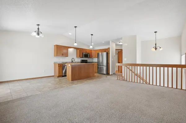 2833 Umber CT S, Fargo, ND 58104