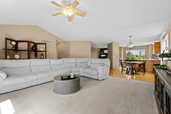 2570 Boulder Ridge LN NW, Rochester, MN 55901