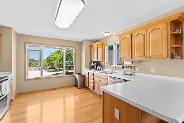 2570 Boulder Ridge LN NW, Rochester, MN 55901