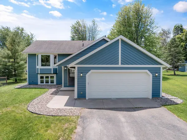 20694 Jaguar TER, Lakeville, MN 55044