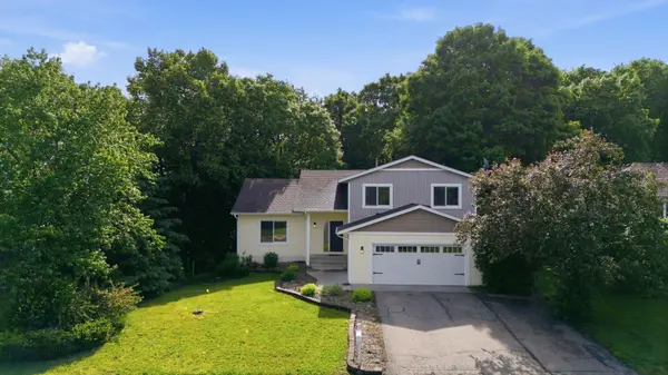 17399 Ridgewood CT, Prior Lake, MN 55372