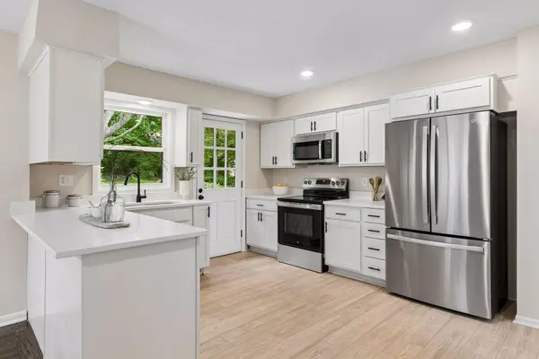 3536 Ebba ST, White Bear Lake, MN 55110