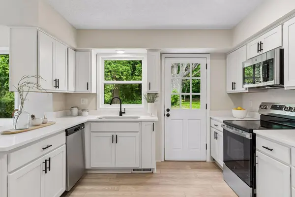 3536 Ebba ST, White Bear Lake, MN 55110