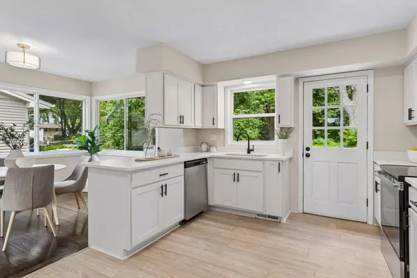 3536 Ebba ST, White Bear Lake, MN 55110