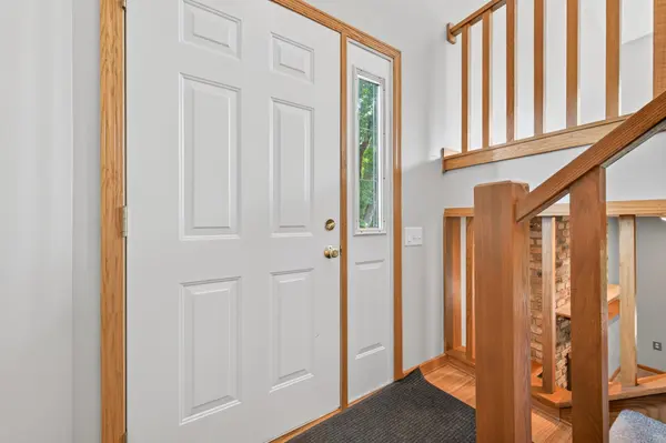 3575 York DR, Woodbury, MN 55125