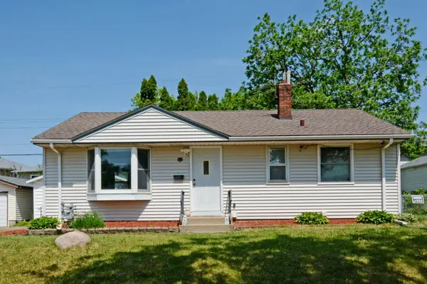 2083 Orange AVE E, Saint Paul, MN 55119