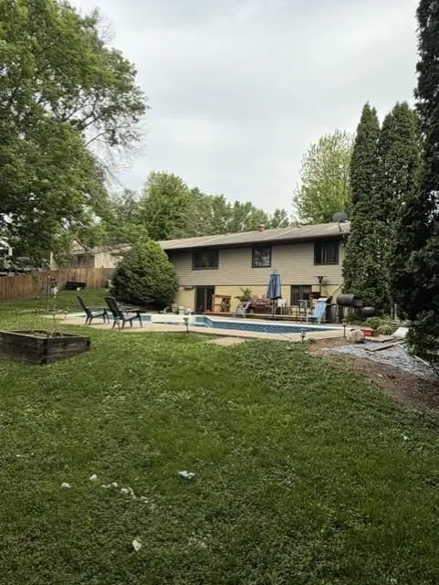 8042 73rd ST S, Cottage Grove, MN 55016