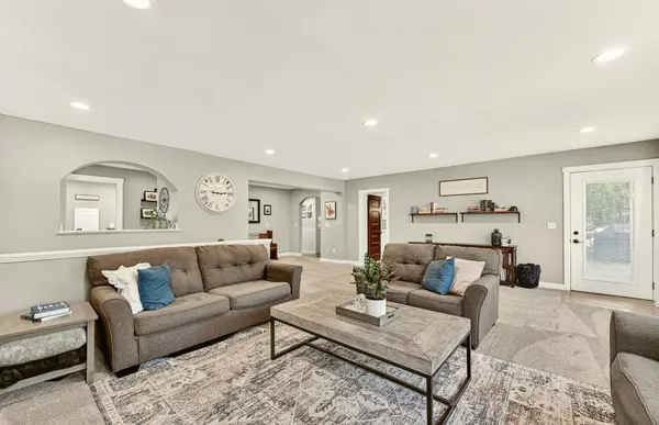 2537 Lisa LN NE, Rochester, MN 55906