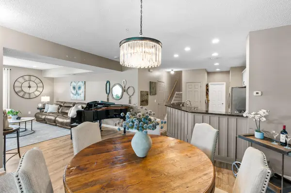 9500 Washington BLVD #4, Chanhassen, MN 55317