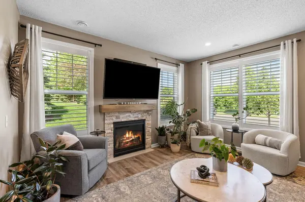 9500 Washington BLVD #4, Chanhassen, MN 55317