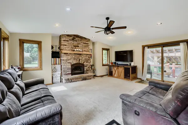 2707 Croixwood BLVD, Stillwater, MN 55082