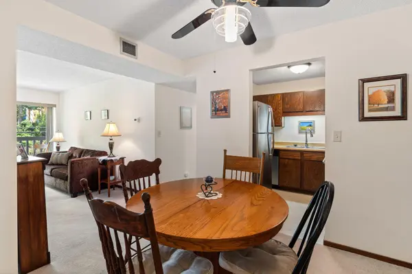311 Pleasant AVE #409, Saint Paul, MN 55102