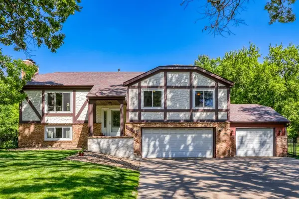 9951 Ibis ST NW, Coon Rapids, MN 55433