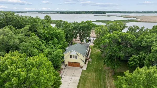 1465 Basswood RD, South Haven, MN 55382