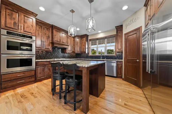 3339 Sunray CT SW, Prior Lake, MN 55372