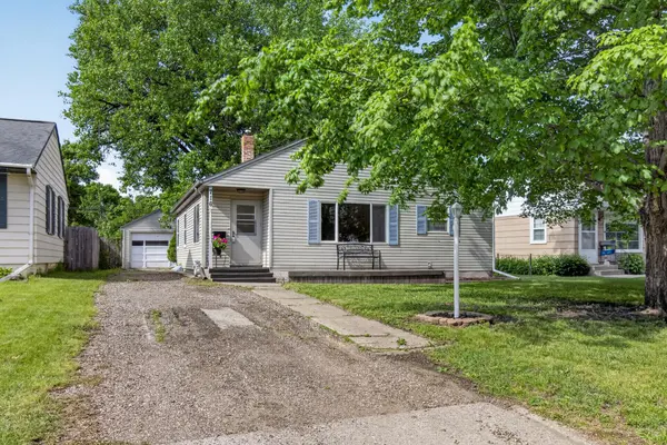 716 W 7th AVE, Fergus Falls, MN 56537