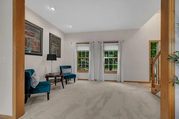 12322 Jasper LN, Eden Prairie, MN 55347