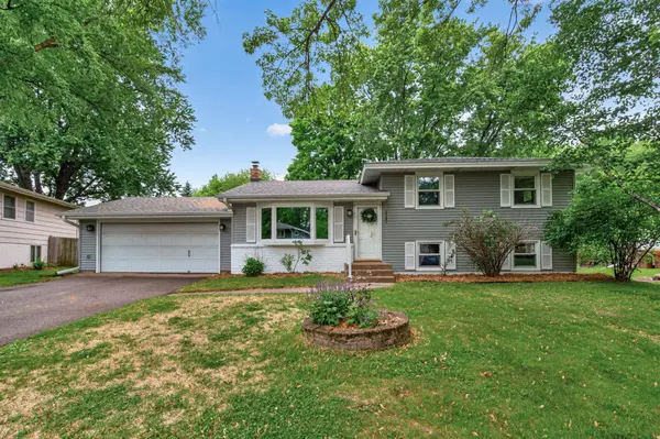 3383 Buckbee RD, White Bear Lake, MN 55110