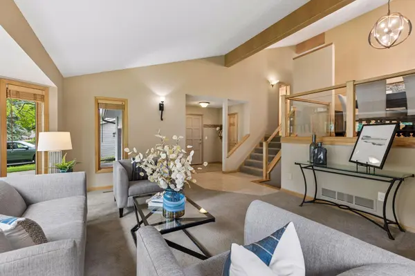 7966 Island RD, Eden Prairie, MN 55347