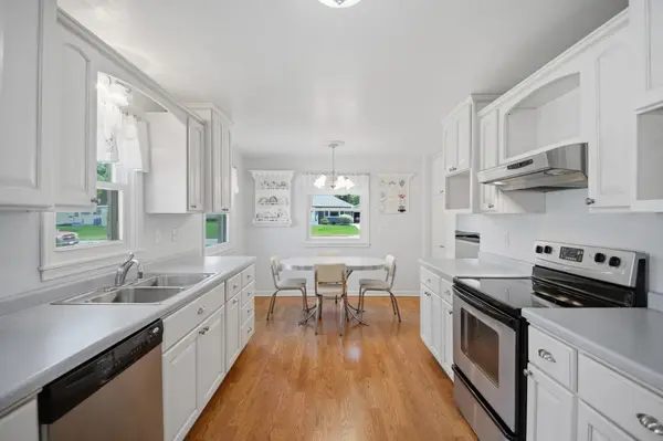 618 E University ST, Owatonna, MN 55060