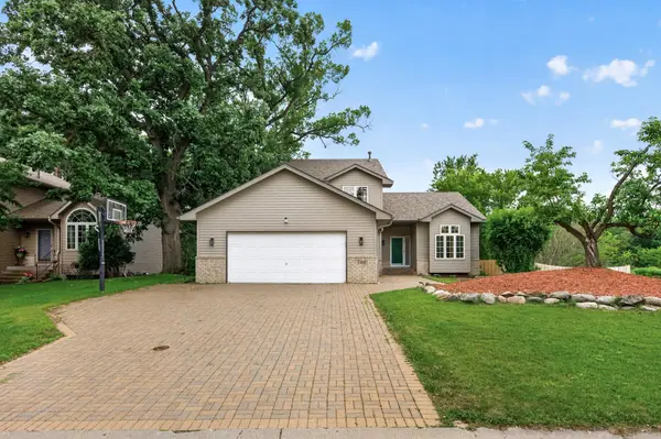 7001 46th ST N, Oakdale, MN 55128