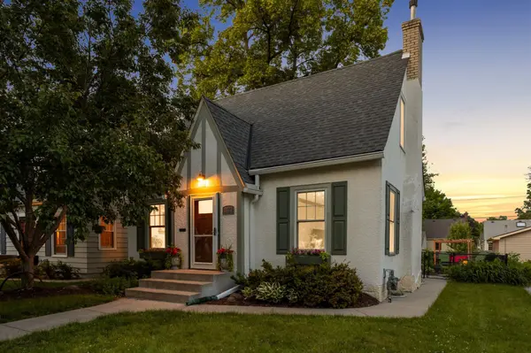3123 Cleveland ST NE, Minneapolis, MN 55418