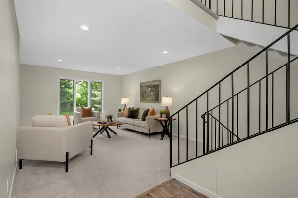 1159 Edgcumbe RD, Saint Paul, MN 55105