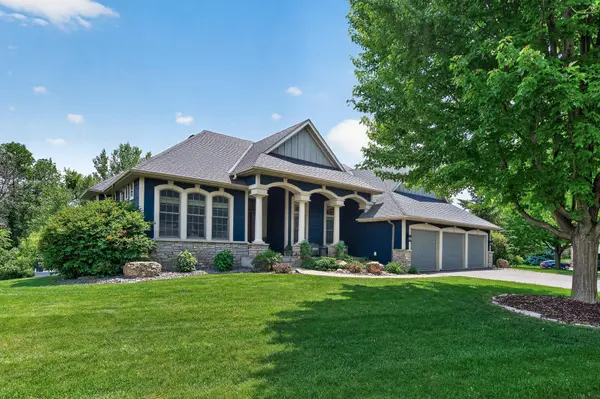 7320 Everest LN N, Maple Grove, MN 55311