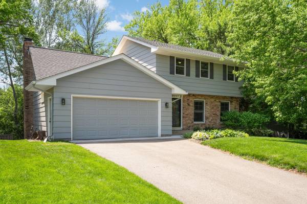 5337 Whiting AVE, Edina, MN 55439