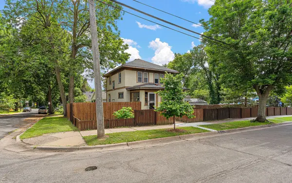 982 Case AVE, Saint Paul, MN 55106