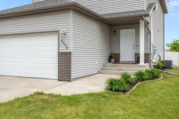 3590 49th ST S, Fargo, ND 58104