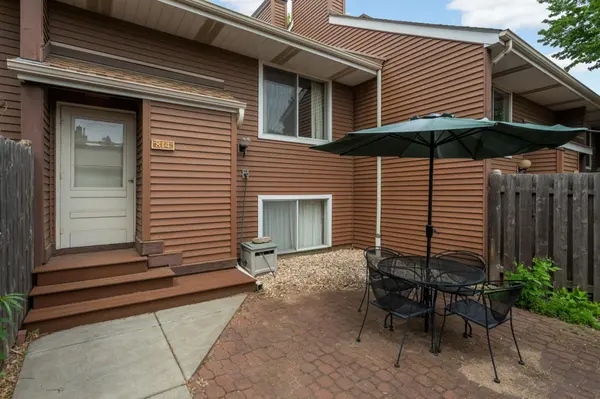 814 Seal ST, Saint Paul, MN 55114