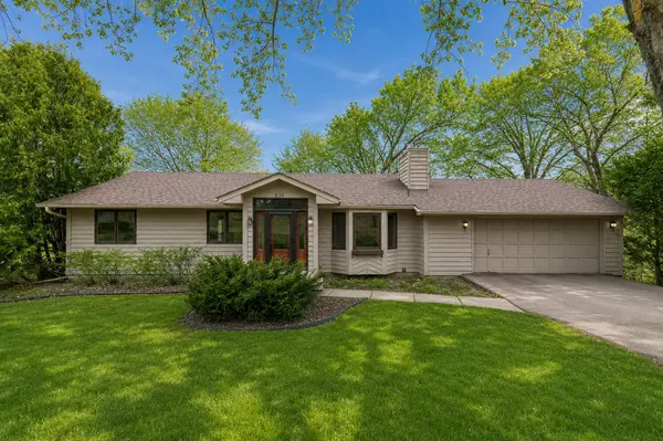 8030 81st ST, Victoria, MN 55386
