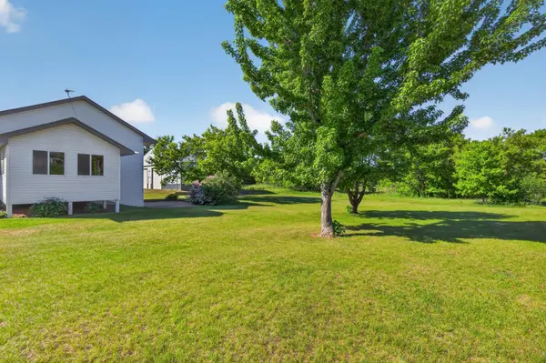 28064 Crane ST, Isanti, MN 55040