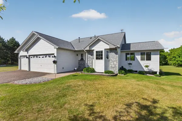 28064 Crane ST, Isanti, MN 55040