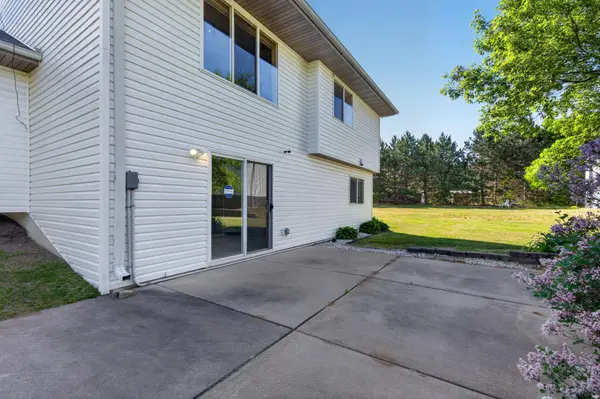 28064 Crane ST, Isanti, MN 55040
