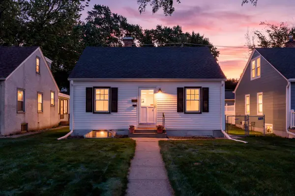 3135 Mckinley ST NE, Minneapolis, MN 55418