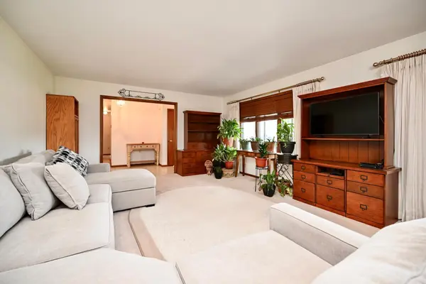 1429 Ridgewood DR, Winona, MN 55987