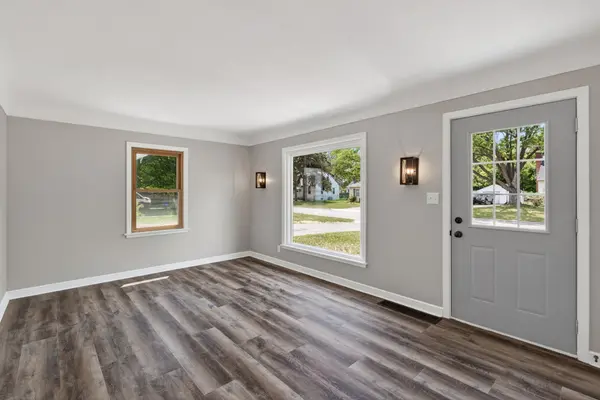 6018 Camden AVE N, Brooklyn Center, MN 55430