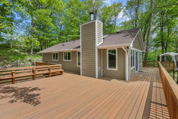 6199 Peterdale RD, Garrison, MN 56450