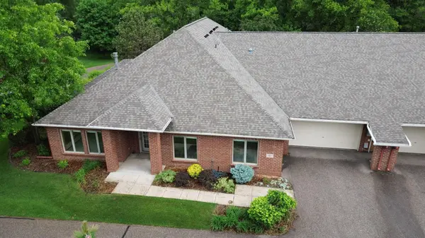 91 Deerwood CT, Hudson, WI 54016