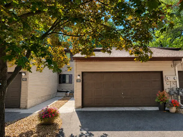 110 South DR #E,  Circle Pines,  MN 55014