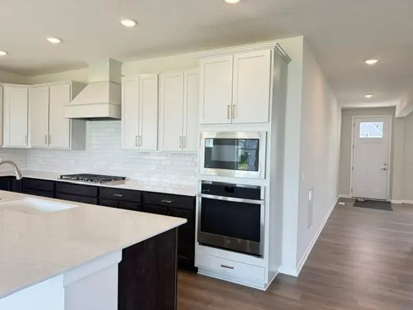 10574 Minnesota LN, Maple Grove, MN 55369