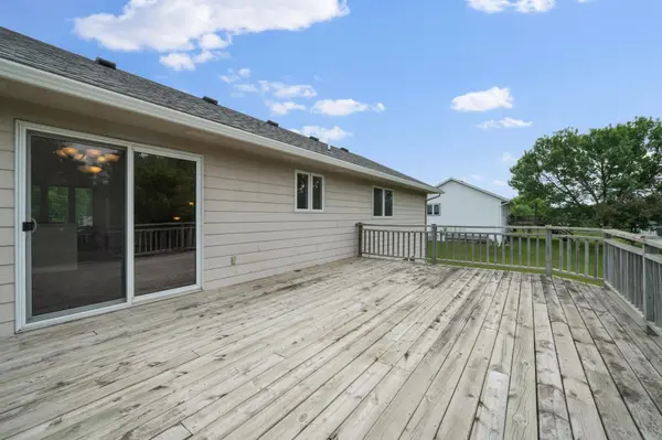 1100 Lochmist LN NW, Alexandria, MN 56308